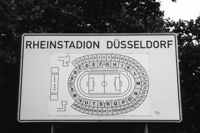 Düsseldorf: Rheinstadion: Orientierung