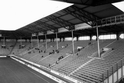 Mannheim : Carl-Benz-Stadion : Gegengerade